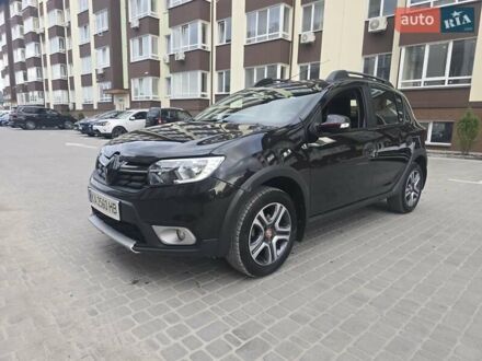 Рено Сандеро СтепВей 2019 у Києві на Automoto.ua Чорний Рено Сандеро СтепВей, об'ємом двигуна 0.9 л та пробігом 60 тис. км за 9999 $, фото 1 на Automoto.ua