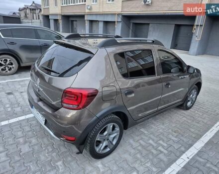 Коричневый Рено Сандеро СтэпВэй, объемом двигателя 1.46 л и пробегом 77 тыс. км за 11900 $, фото 18 на Automoto.ua