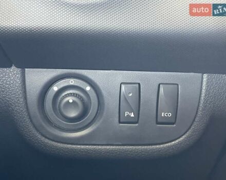 Коричневий Рено Сандеро СтепВей, об'ємом двигуна 1.46 л та пробігом 115 тис. км за 11400 $, фото 14 на Automoto.ua