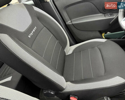 Коричневий Рено Сандеро СтепВей, об'ємом двигуна 1.46 л та пробігом 81 тис. км за 11900 $, фото 21 на Automoto.ua