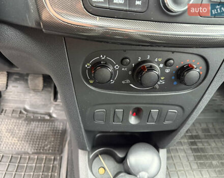 Коричневий Рено Сандеро СтепВей, об'ємом двигуна 1.46 л та пробігом 81 тис. км за 11900 $, фото 14 на Automoto.ua