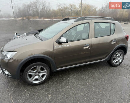 Коричневий Рено Сандеро СтепВей, об'ємом двигуна 1.46 л та пробігом 81 тис. км за 11900 $, фото 1 на Automoto.ua