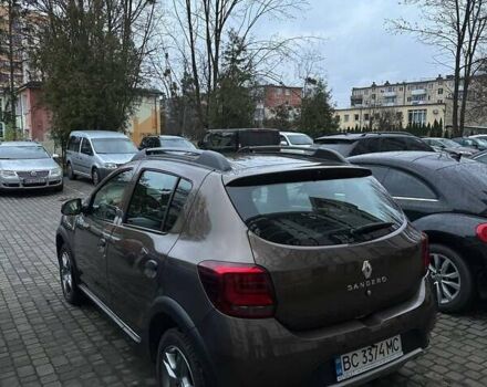 Коричневый Рено Сандеро СтэпВэй, объемом двигателя 0.9 л и пробегом 37 тыс. км за 10700 $, фото 3 на Automoto.ua