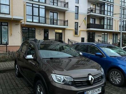 Коричневый Рено Сандеро СтэпВэй, объемом двигателя 0.9 л и пробегом 37 тыс. км за 10700 $, фото 1 на Automoto.ua