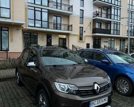 Коричневый Рено Сандеро СтэпВэй, объемом двигателя 0.9 л и пробегом 37 тыс. км за 10700 $, фото 1 на Automoto.ua