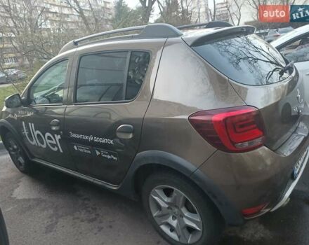 Коричневий Рено Сандеро СтепВей, об'ємом двигуна 1.46 л та пробігом 277 тис. км за 10000 $, фото 1 на Automoto.ua