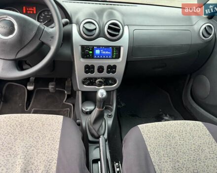 Красный Рено Сандеро СтэпВэй, объемом двигателя 1.6 л и пробегом 91 тыс. км за 5700 $, фото 11 на Automoto.ua