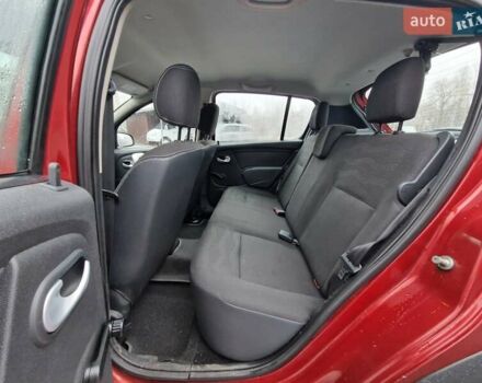 Красный Рено Сандеро СтэпВэй, объемом двигателя 1.6 л и пробегом 102 тыс. км за 6600 $, фото 16 на Automoto.ua