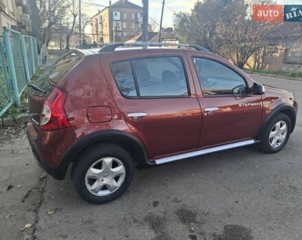 Красный Рено Сандеро СтэпВэй, объемом двигателя 1.6 л и пробегом 160 тыс. км за 6450 $, фото 6 на Automoto.ua