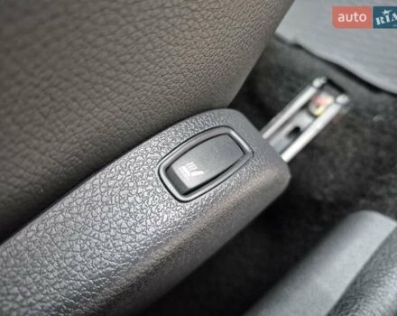 Красный Рено Сандеро СтэпВэй, объемом двигателя 1.6 л и пробегом 75 тыс. км за 7500 $, фото 34 на Automoto.ua