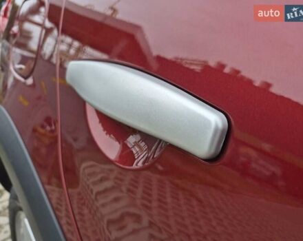 Красный Рено Сандеро СтэпВэй, объемом двигателя 1.6 л и пробегом 75 тыс. км за 7500 $, фото 12 на Automoto.ua