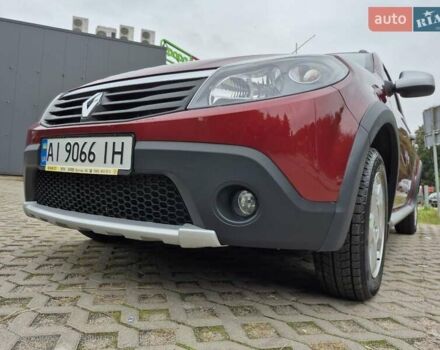 Красный Рено Сандеро СтэпВэй, объемом двигателя 1.6 л и пробегом 75 тыс. км за 7500 $, фото 9 на Automoto.ua