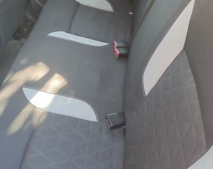 Красный Рено Сандеро СтэпВэй, объемом двигателя 1.6 л и пробегом 166 тыс. км за 7100 $, фото 7 на Automoto.ua