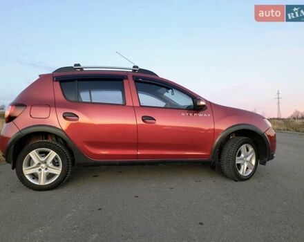 Червоний Рено Сандеро СтепВей, об'ємом двигуна 1.46 л та пробігом 95 тис. км за 8800 $, фото 12 на Automoto.ua