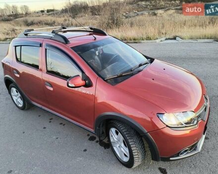 Червоний Рено Сандеро СтепВей, об'ємом двигуна 1.46 л та пробігом 95 тис. км за 8800 $, фото 1 на Automoto.ua