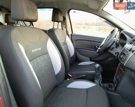 Червоний Рено Сандеро СтепВей, об'ємом двигуна 1.46 л та пробігом 95 тис. км за 8800 $, фото 35 на Automoto.ua