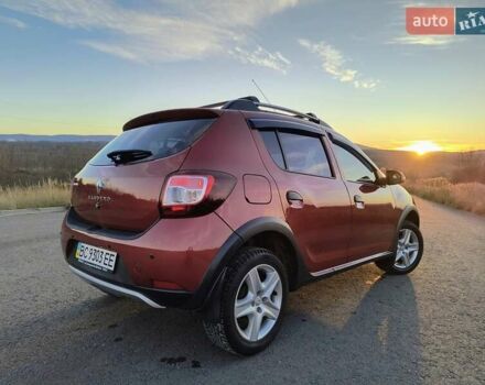 Червоний Рено Сандеро СтепВей, об'ємом двигуна 1.46 л та пробігом 95 тис. км за 8800 $, фото 17 на Automoto.ua