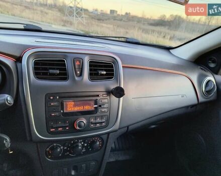 Червоний Рено Сандеро СтепВей, об'ємом двигуна 1.46 л та пробігом 95 тис. км за 8800 $, фото 33 на Automoto.ua