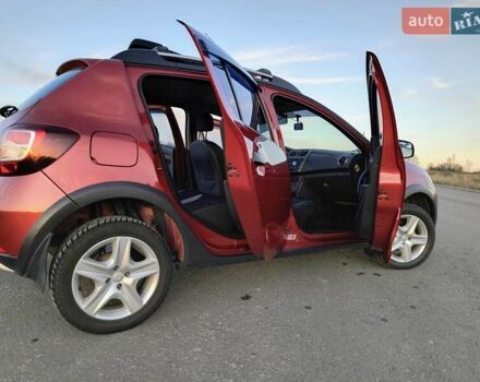 Червоний Рено Сандеро СтепВей, об'ємом двигуна 1.46 л та пробігом 95 тис. км за 8800 $, фото 26 на Automoto.ua