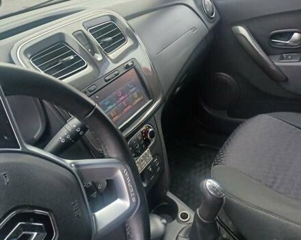 Красный Рено Сандеро СтэпВэй, объемом двигателя 1.46 л и пробегом 114 тыс. км за 9900 $, фото 1 на Automoto.ua