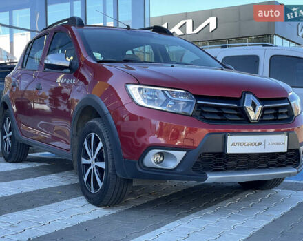 Рено Сандеро СтэпВэй 2018 в Одессе на Automoto.ua Красный Рено Сандеро СтэпВэй, объемом двигателя 1.46 л и пробегом 84 тыс. км за 13200 $, фото 3 на Automoto.ua