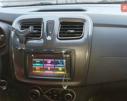 Червоний Рено Сандеро СтепВей, об'ємом двигуна 1.46 л та пробігом 59 тис. км за 13500 $, фото 3 на Automoto.ua