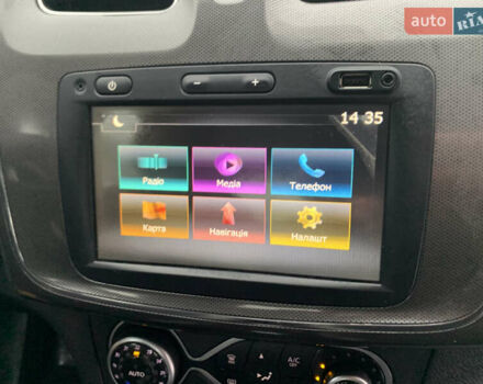 Червоний Рено Сандеро СтепВей, об'ємом двигуна 0.9 л та пробігом 100 тис. км за 11000 $, фото 14 на Automoto.ua