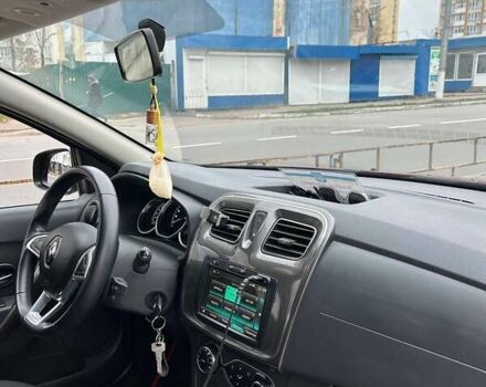 Красный Рено Сандеро СтэпВэй, объемом двигателя 0.9 л и пробегом 90 тыс. км за 10300 $, фото 1 на Automoto.ua