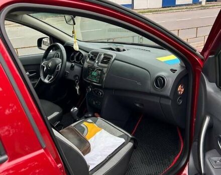 Красный Рено Сандеро СтэпВэй, объемом двигателя 0.9 л и пробегом 90 тыс. км за 10300 $, фото 2 на Automoto.ua