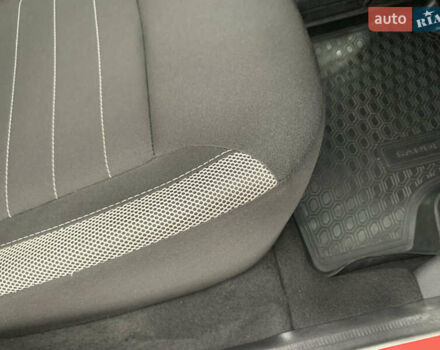 Червоний Рено Сандеро СтепВей, об'ємом двигуна 0.9 л та пробігом 100 тис. км за 11000 $, фото 26 на Automoto.ua