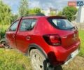 Красный Рено Сандеро СтэпВэй, объемом двигателя 0.9 л и пробегом 105 тыс. км за 4350 $, фото 3 на Automoto.ua