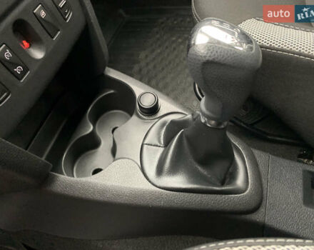 Червоний Рено Сандеро СтепВей, об'ємом двигуна 0.9 л та пробігом 100 тис. км за 11000 $, фото 11 на Automoto.ua