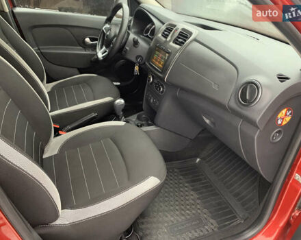 Червоний Рено Сандеро СтепВей, об'ємом двигуна 0.9 л та пробігом 100 тис. км за 11000 $, фото 19 на Automoto.ua