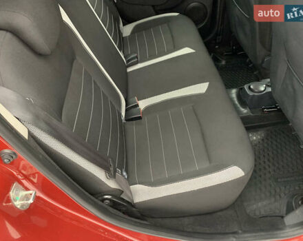 Червоний Рено Сандеро СтепВей, об'ємом двигуна 0.9 л та пробігом 100 тис. км за 11000 $, фото 24 на Automoto.ua