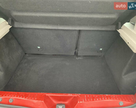 Червоний Рено Сандеро СтепВей, об'ємом двигуна 0.9 л та пробігом 100 тис. км за 11000 $, фото 29 на Automoto.ua