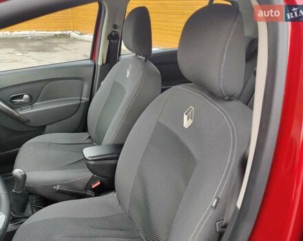Червоний Рено Сандеро СтепВей, об'ємом двигуна 0.9 л та пробігом 28 тис. км за 10500 $, фото 19 на Automoto.ua