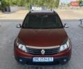 Красный Рено Сандеро СтэпВэй, объемом двигателя 1.6 л и пробегом 180 тыс. км за 7999 $, фото 4 на Automoto.ua