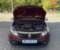 Красный Рено Сандеро СтэпВэй, объемом двигателя 1.6 л и пробегом 180 тыс. км за 6999 $, фото 32 на Automoto.ua