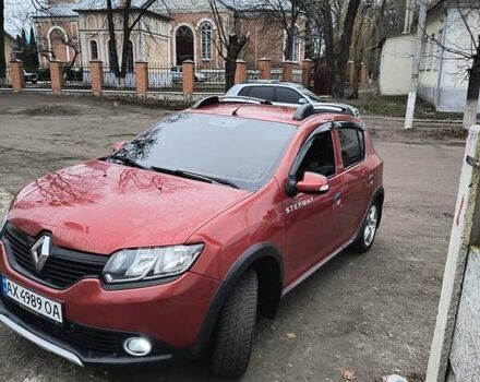 Красный Рено Сандеро СтэпВэй, объемом двигателя 1.5 л и пробегом 143 тыс. км за 8100 $, фото 2 на Automoto.ua