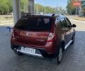 Красный Рено Сандеро СтэпВэй, объемом двигателя 1.6 л и пробегом 180 тыс. км за 7999 $, фото 11 на Automoto.ua