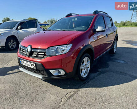 Красный Рено Сандеро СтэпВэй, объемом двигателя 1.5 л и пробегом 125 тыс. км за 7500 $, фото 8 на Automoto.ua