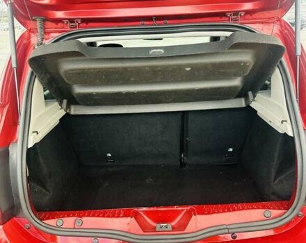 Красный Рено Сандеро СтэпВэй, объемом двигателя 1.5 л и пробегом 125 тыс. км за 7900 $, фото 8 на Automoto.ua
