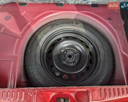 Червоний Рено Сандеро СтепВей, об'ємом двигуна 1.46 л та пробігом 198 тис. км за 9000 $, фото 22 на Automoto.ua