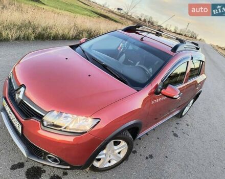 Красный Рено Сандеро СтэпВэй, объемом двигателя 1.46 л и пробегом 95 тыс. км за 8800 $, фото 1 на Automoto.ua