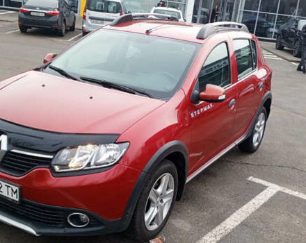 Красный Рено Сандеро СтэпВэй, объемом двигателя 1.5 л и пробегом 131 тыс. км за 8300 $, фото 1 на Automoto.ua