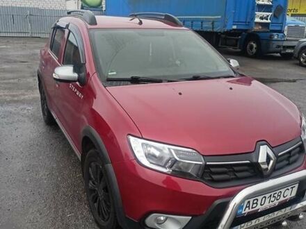 Красный Рено Сандеро СтэпВэй, объемом двигателя 1.46 л и пробегом 114 тыс. км за 9900 $, фото 1 на Automoto.ua
