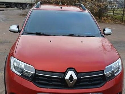 Красный Рено Сандеро СтэпВэй, объемом двигателя 1.46 л и пробегом 59 тыс. км за 13500 $, фото 1 на Automoto.ua