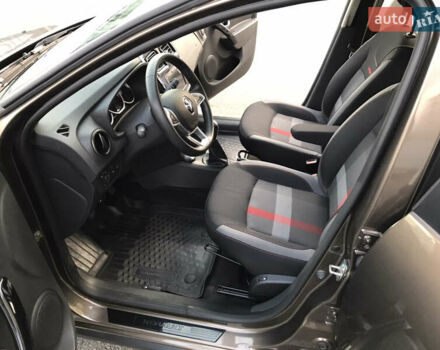 Рено Сандеро СтепВей, об'ємом двигуна 1.46 л та пробігом 40 тис. км за 13300 $, фото 16 на Automoto.ua