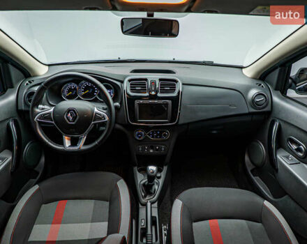 Рено Сандеро СтэпВэй, объемом двигателя 0.9 л и пробегом 75 тыс. км за 10856 $, фото 9 на Automoto.ua