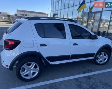 Рено Сандеро СтэпВэй, объемом двигателя 1.46 л и пробегом 37 тыс. км за 13500 $, фото 1 на Automoto.ua